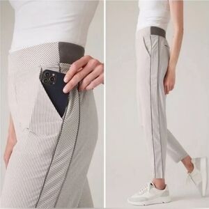 Athleta, Coastal Gray City Stripe Brooklyn Pull-on Ankle Pant Women's Size 18